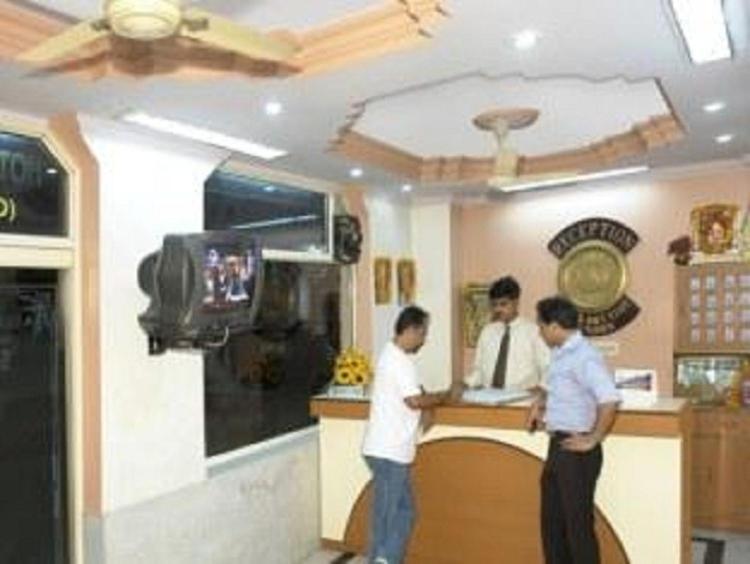 ניו דלהי Hotel Shreeram Deluxe מראה חיצוני תמונה