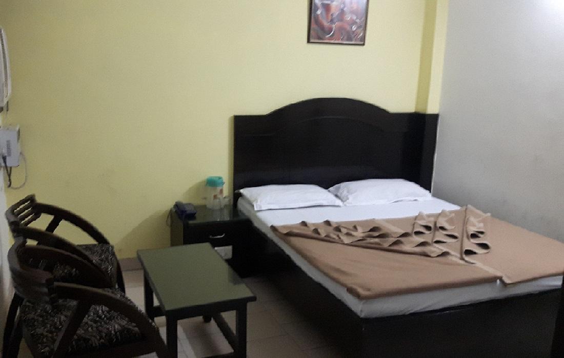 ניו דלהי Hotel Shreeram Deluxe מראה חיצוני תמונה